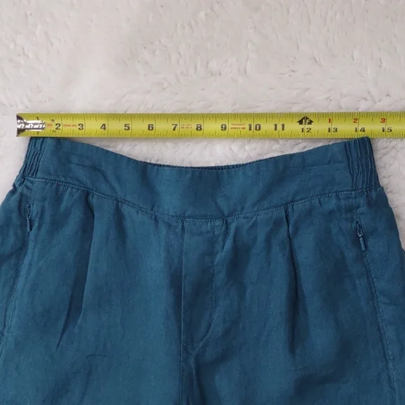 ATHLETA LINEN Shorts with Elastic Waistband and Relaxed Fit - Picture 8 of 15